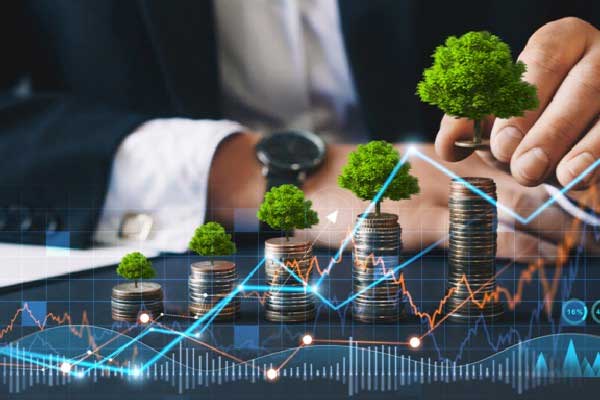 朱民：将人民币打造成强货币，对中国和世界都至关重要